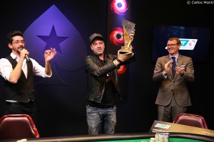 Mario Lopez Celebracion Lapt Uruguay