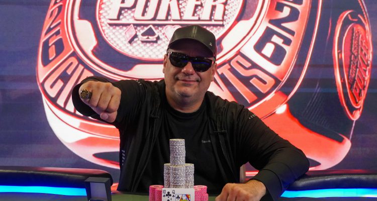 WSOP_Panama_Day2_Campeon_Web